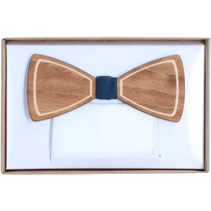 Mucha Drewniana z białą poszetką